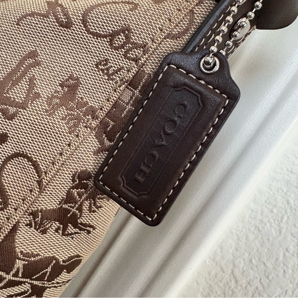 Coach Chelsea Horse and Carriage Shoulder Bag - Picture 6 of 12